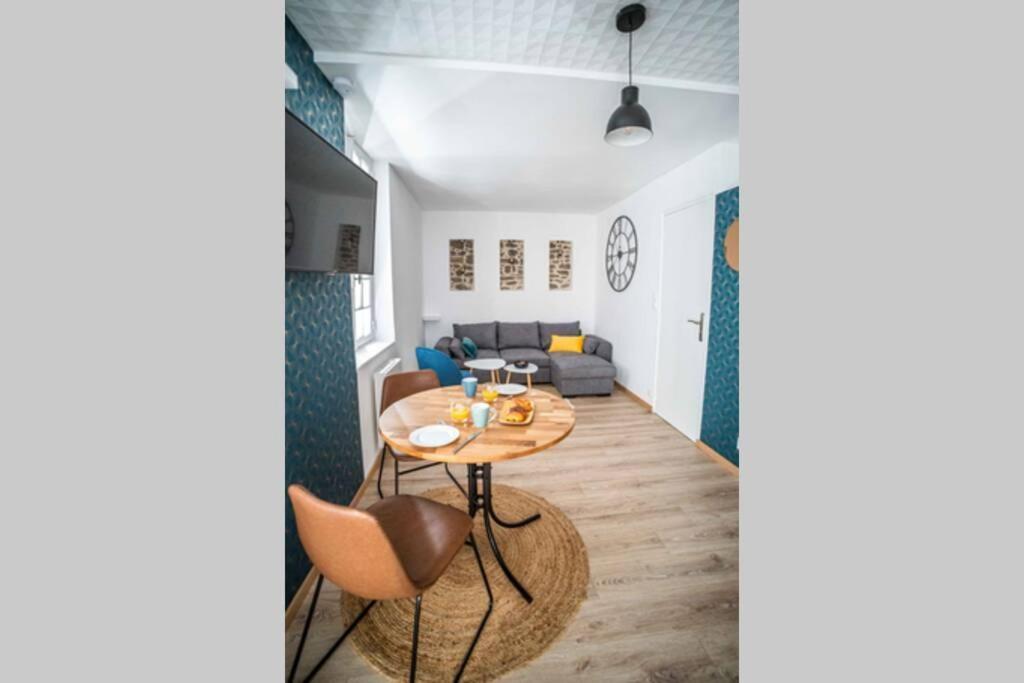 Cudjoe Apartment Dinan Exterior foto